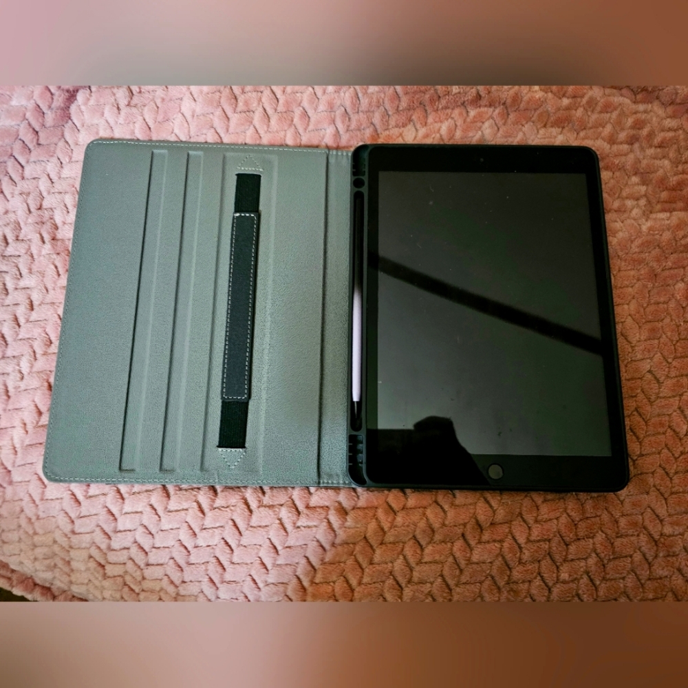 IPAD 7th gen